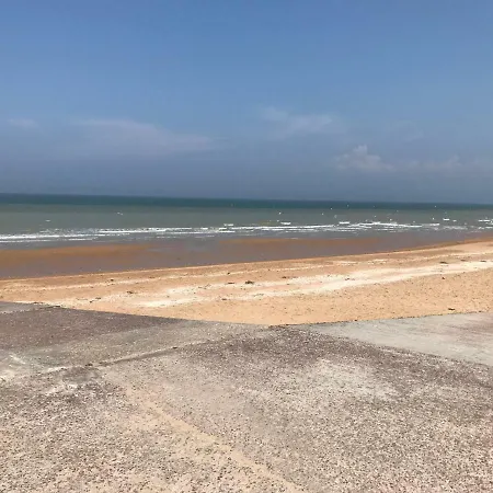 2 Pieces Centre Et Mer Cabourg Exterior photo