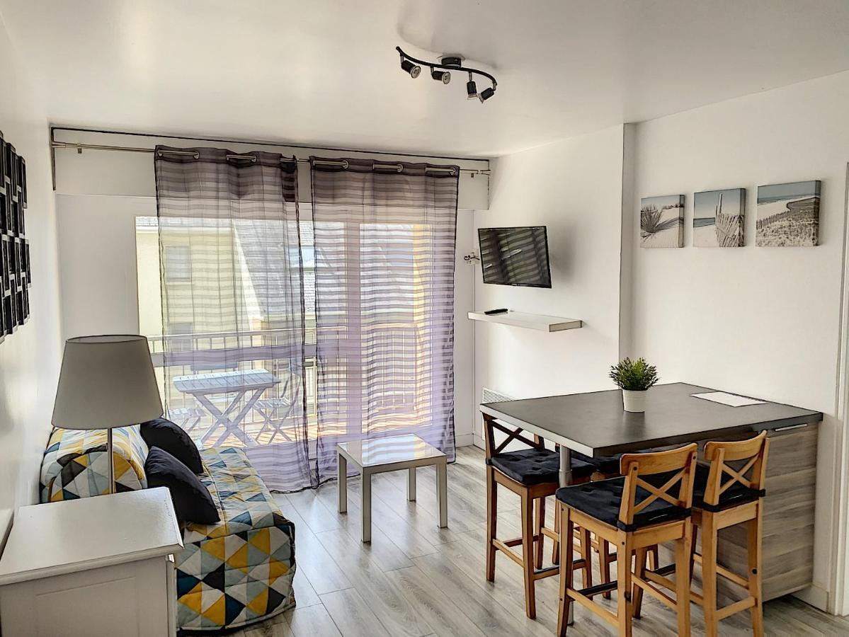 2 Pieces Centre Et Apartment